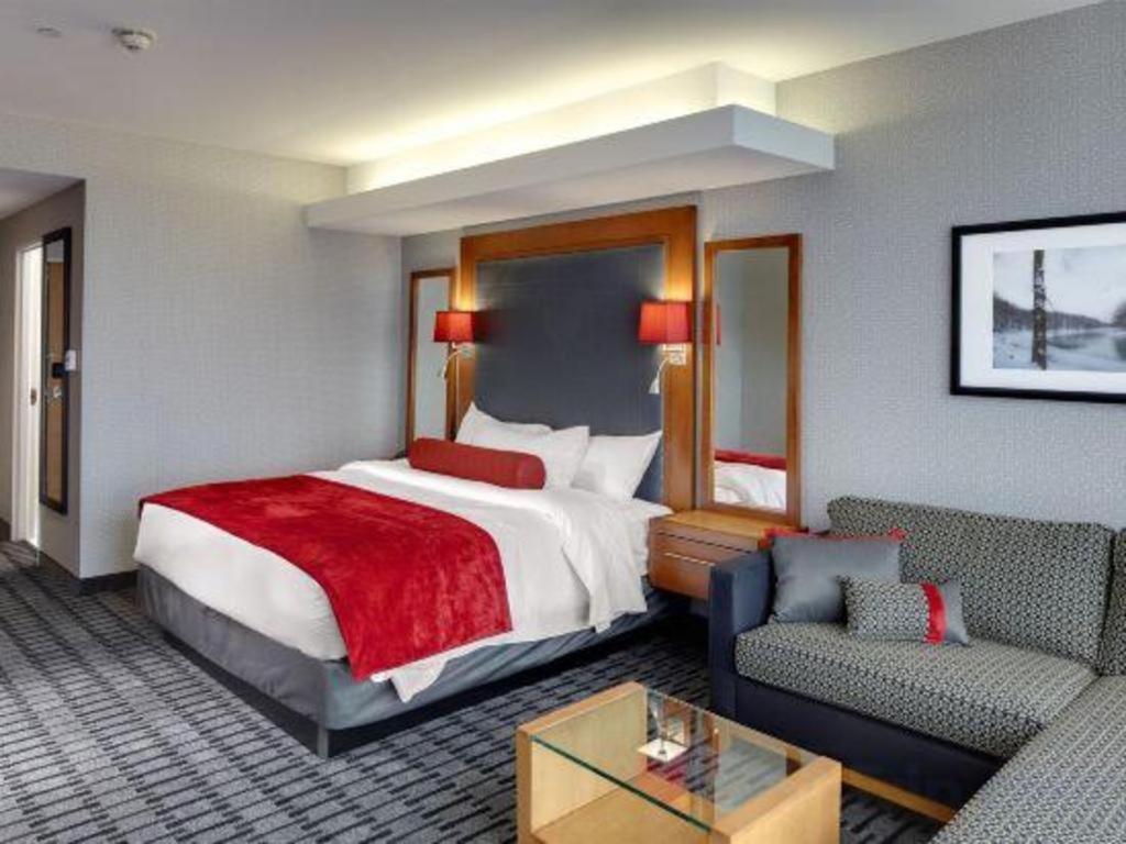 The Hotel At Kirkwood Center Cedar Rapids Exterior foto